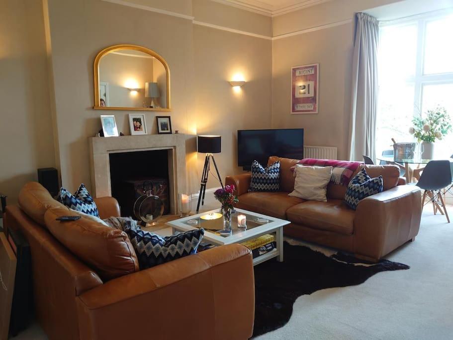 Luxury Apartment Cheltenham Dış mekan fotoğraf